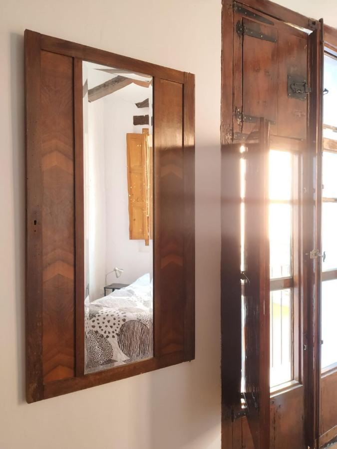Bonito Apartamento Con Encanto En Casco Antiguo Ron 7 Valenciayole Apartment Exterior photo